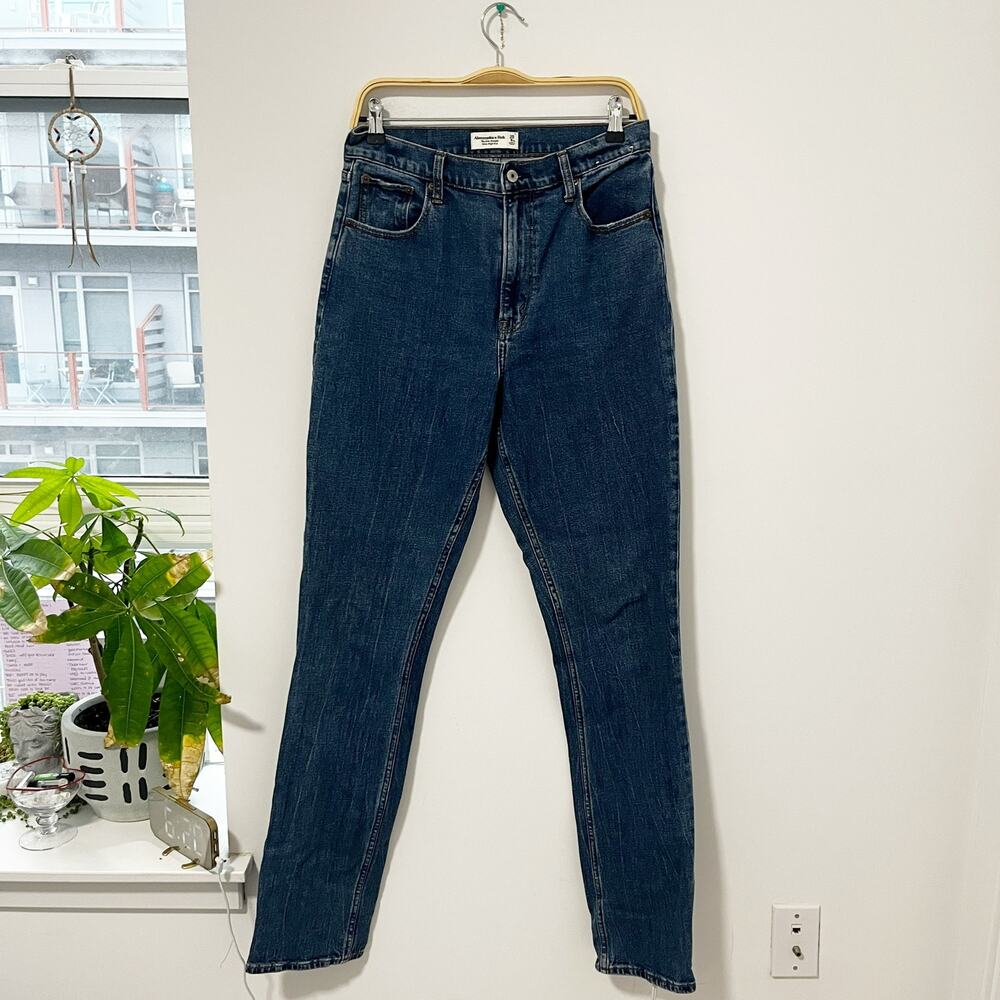 Abercrombie & Fitch The Slim Straight Ultra High Rise Jeans Size 8XL